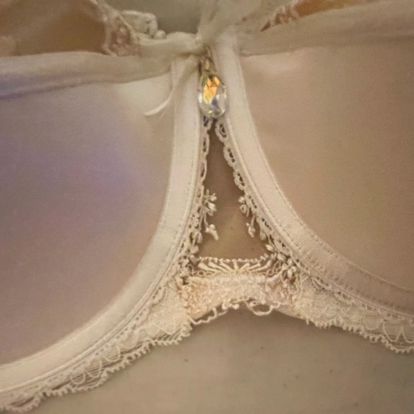 Charlotta Ivory Bra - Picture 7 of 12